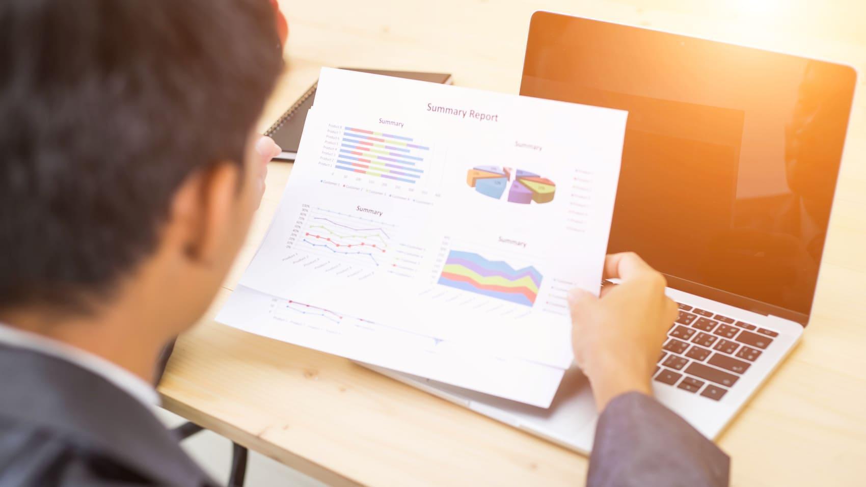 Intuitive Streaming UIs for Enhanced Data Oversight