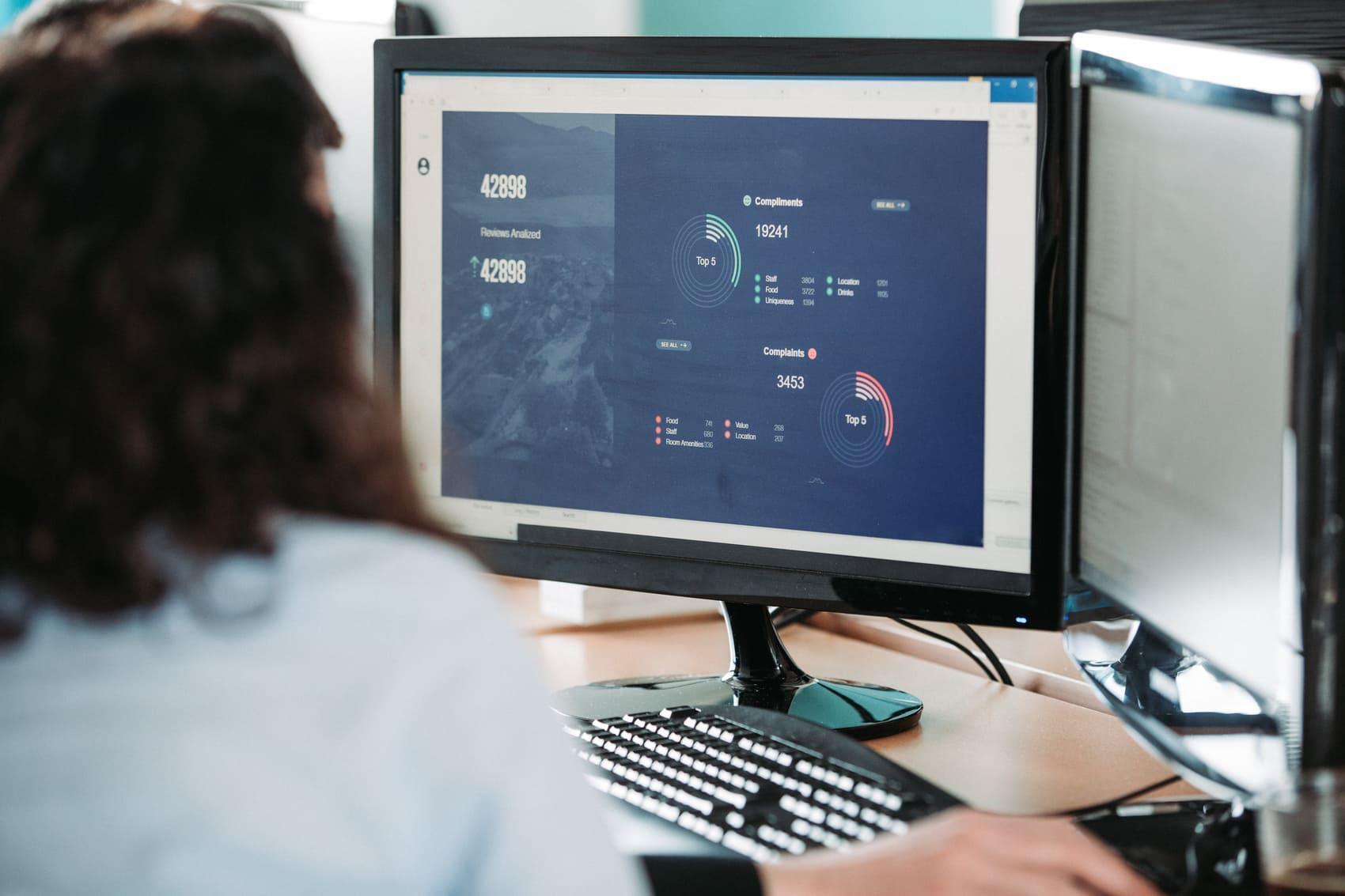Smart Alerts & Monitoring: UI Patterns for Critical Real-time Information